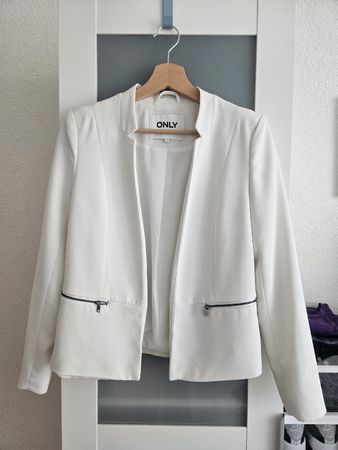 Blazer ONLY blanc taille 36, neuf