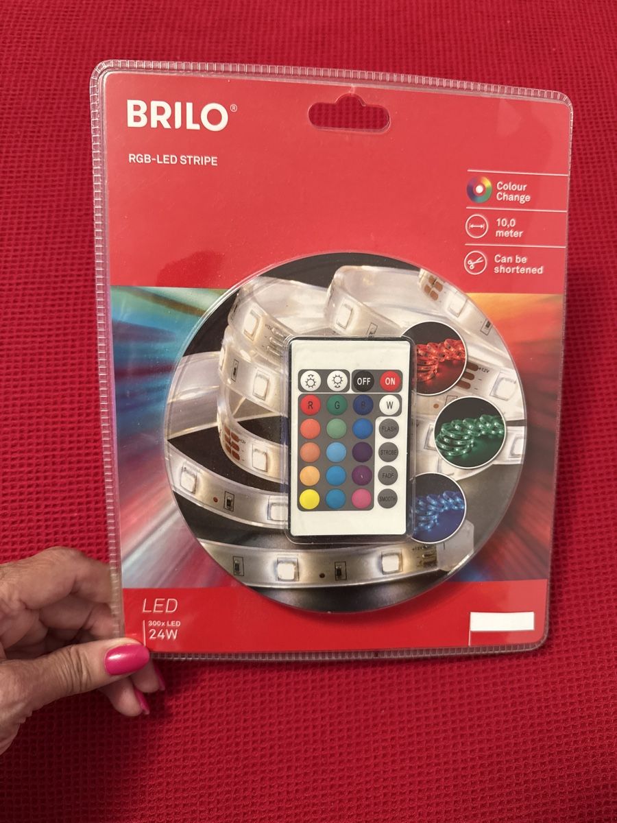 Coop Ghirlande e barre luminose: NEU***BRILO LED STRIPE***NP 99.-CHF***SEHR SPEZIELL*** – Nuovo e nell'imballaggio originale da Zürich venduto da Ceca52