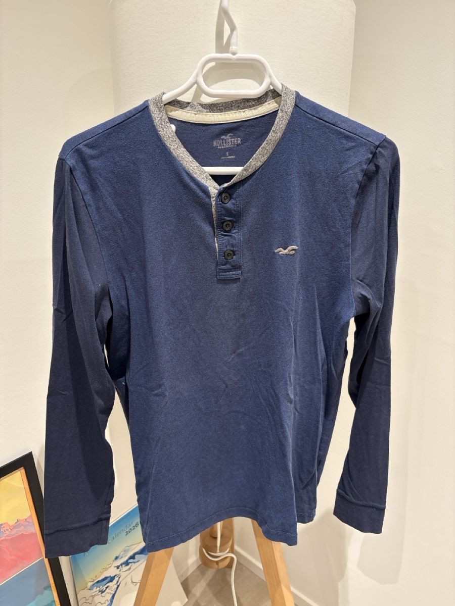 Hollister T-shirt: T-shirt Hollister S – Usato da Zürich venduto da col_w79f