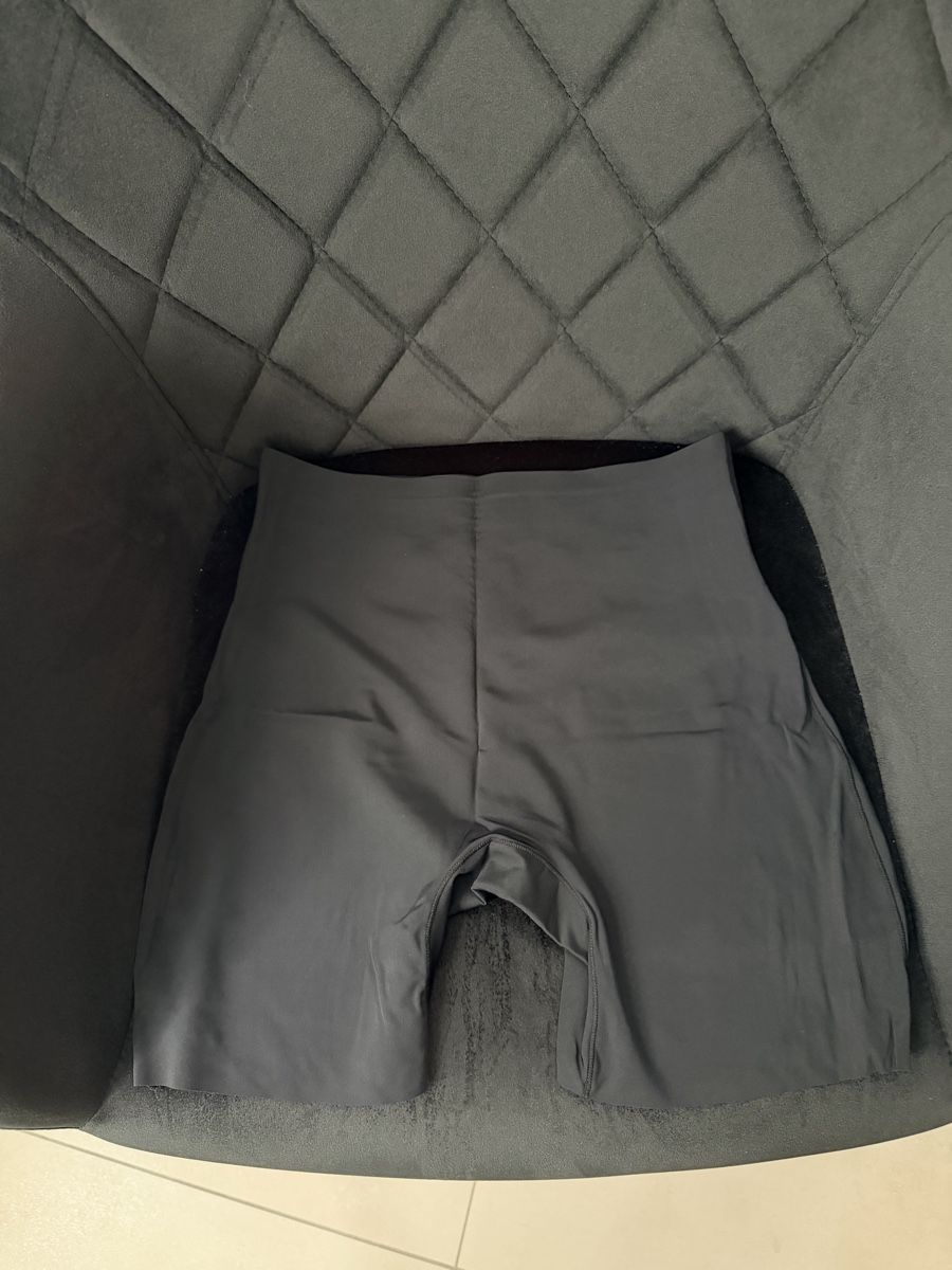 Leggings: Shorts Gr. M – Nuovo (secondo la descrizione) da Brunnen venduto da ser_jhv7