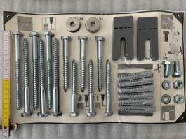 Set mit Montagematerial