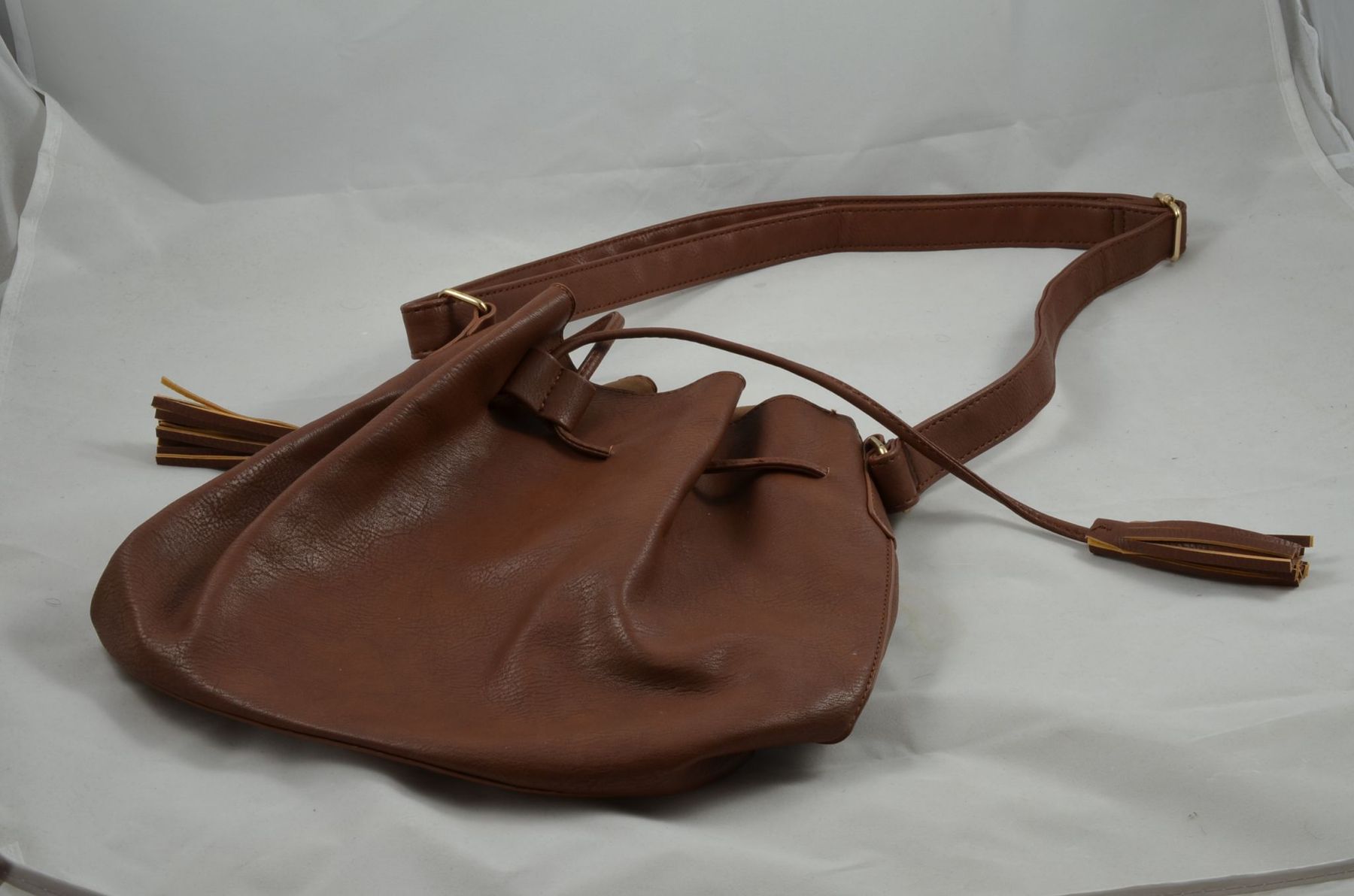 Borse da donna: 13 Taschen – Usato da Buchs AG venduto da SellAndBuyX 7