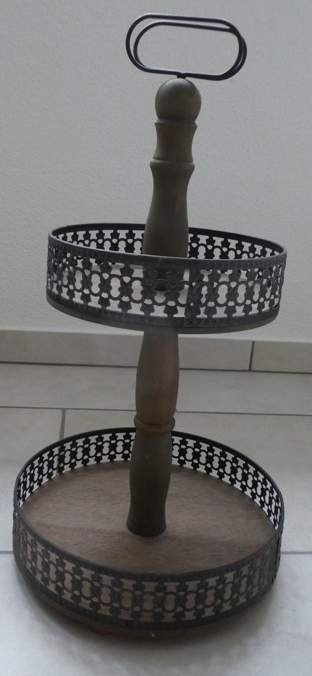 Tutte le decorazioni: Etagere 2 stöckig – Usato da Goldau venduto da Aizo