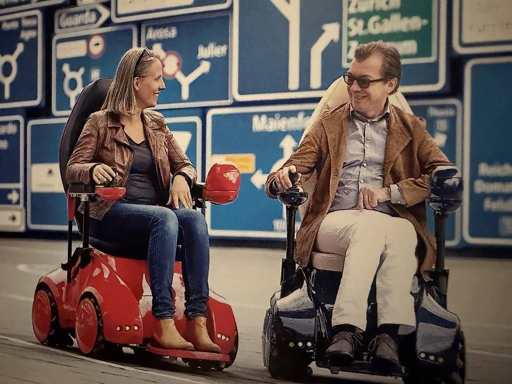 Sedie a rotelle: Rollstuhl elektrisch omnichair omniroll – Usato da Wetzikon ZH venduto da GOOD-WATER 1