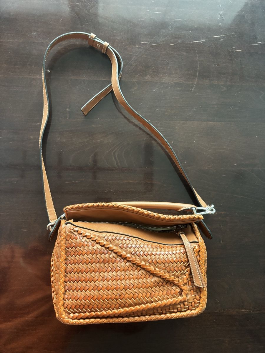 Loewe Borse da donna: Loewe Puzzle Small - Woven - Brown – Usato da Kilchberg ZH venduto da joa_v7bl 7