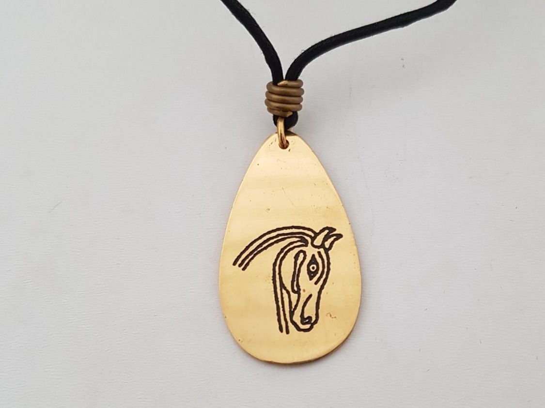 Catenine: Halskette mit Pferd, 3.8 cm – Nuovo e nell'imballaggio originale da Turbenthal venduto da rut_77cy