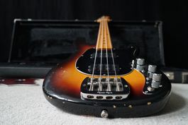 Music Man (Pre-Ernie Ball) Sabre Bass 1979 - Sunburst & Case