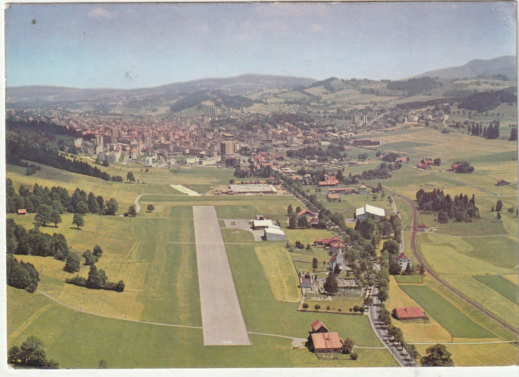 Cartoline postali: La Chaud de Fonds – Usato da Lumbrein venduto da made02