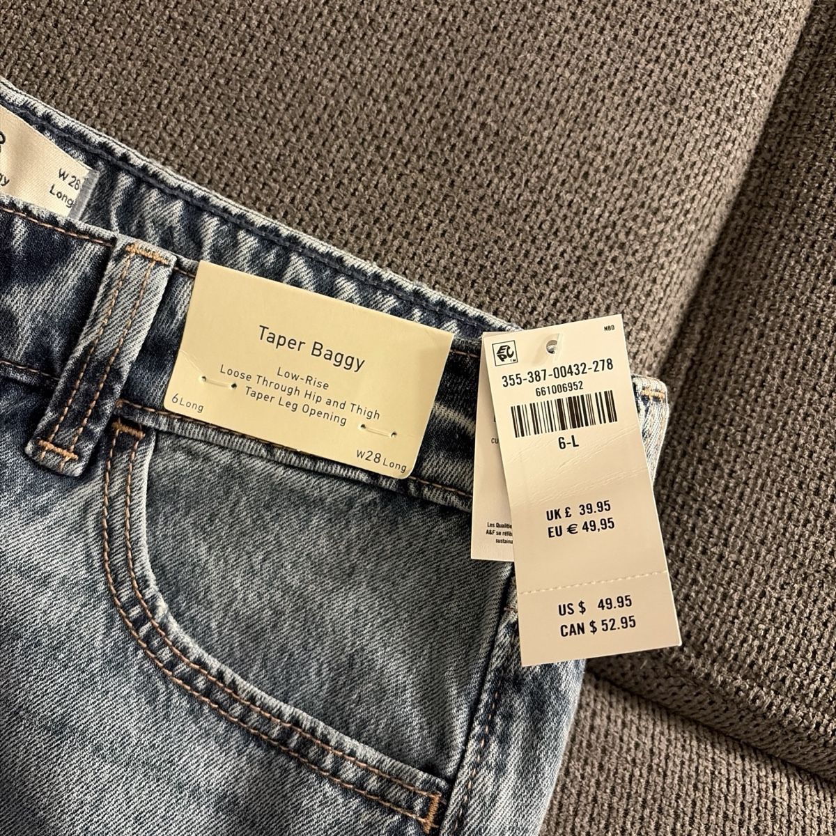 Hollister Jeans: Hollister Jeans – Nuovo e nell'imballaggio originale da Füllinsdorf venduto da si.ja.35 3