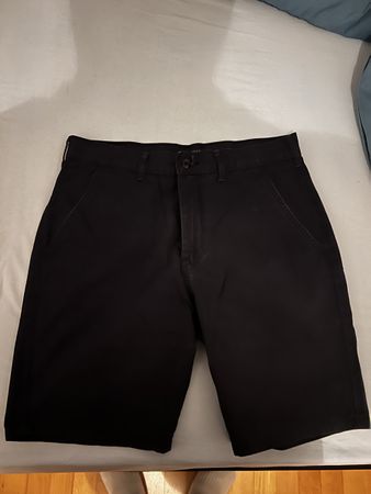Schwarze Levi's Kurz Hosen Grösse 32 - Top Zustand!