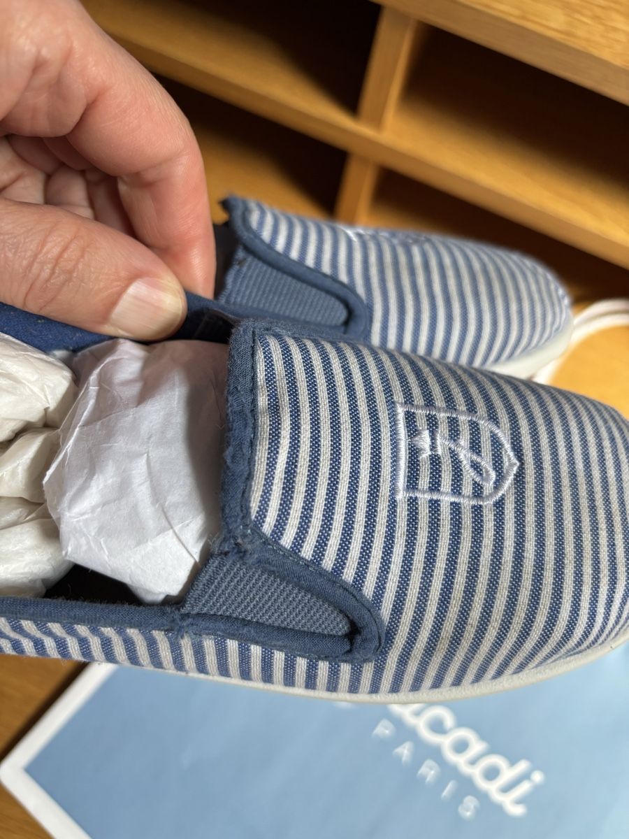 Jacadi Scarpe per ragazzi: Chaussons Jacadi t.30 – Usato da Founex venduto da ari_2gt7 1