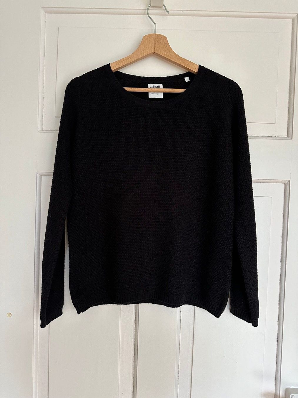 Pulls & Sweat-shirts: Schwarzer Seide-Cashmir-Pullover Gr. S – D'occasion à Zürich par MakasoZH