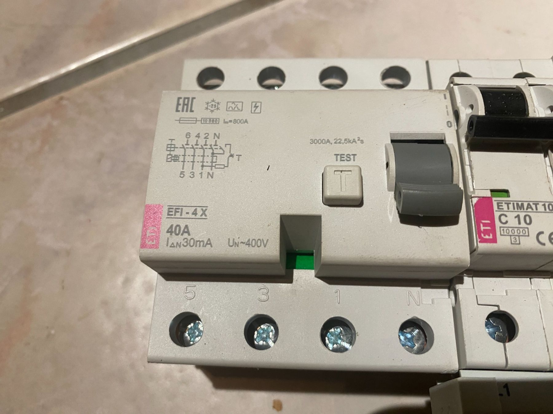Alimentazione elettrica: Disjoncteurs / Leitungsschutzschalter – Usato da Biel/Bienne venduto da tictac2002 1