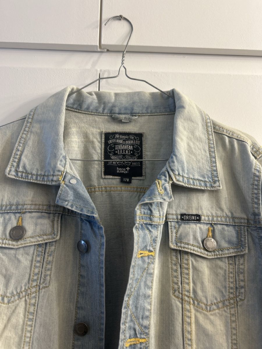 Giacche: Light Wash Denim Jacket - Perfect for Spring & Summer 2024! – Usato da Marly venduto da redinaber 1