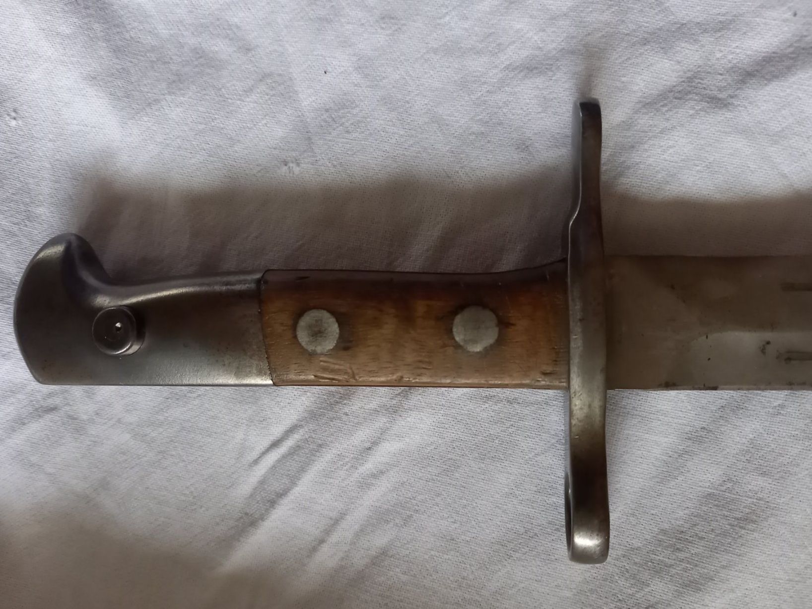 Schweizer Armee Armi bianche: Baïonnette d'ordonnance, modèle 1918 avec son fourreau – Usato da Rossens FR venduto da Souris1 4