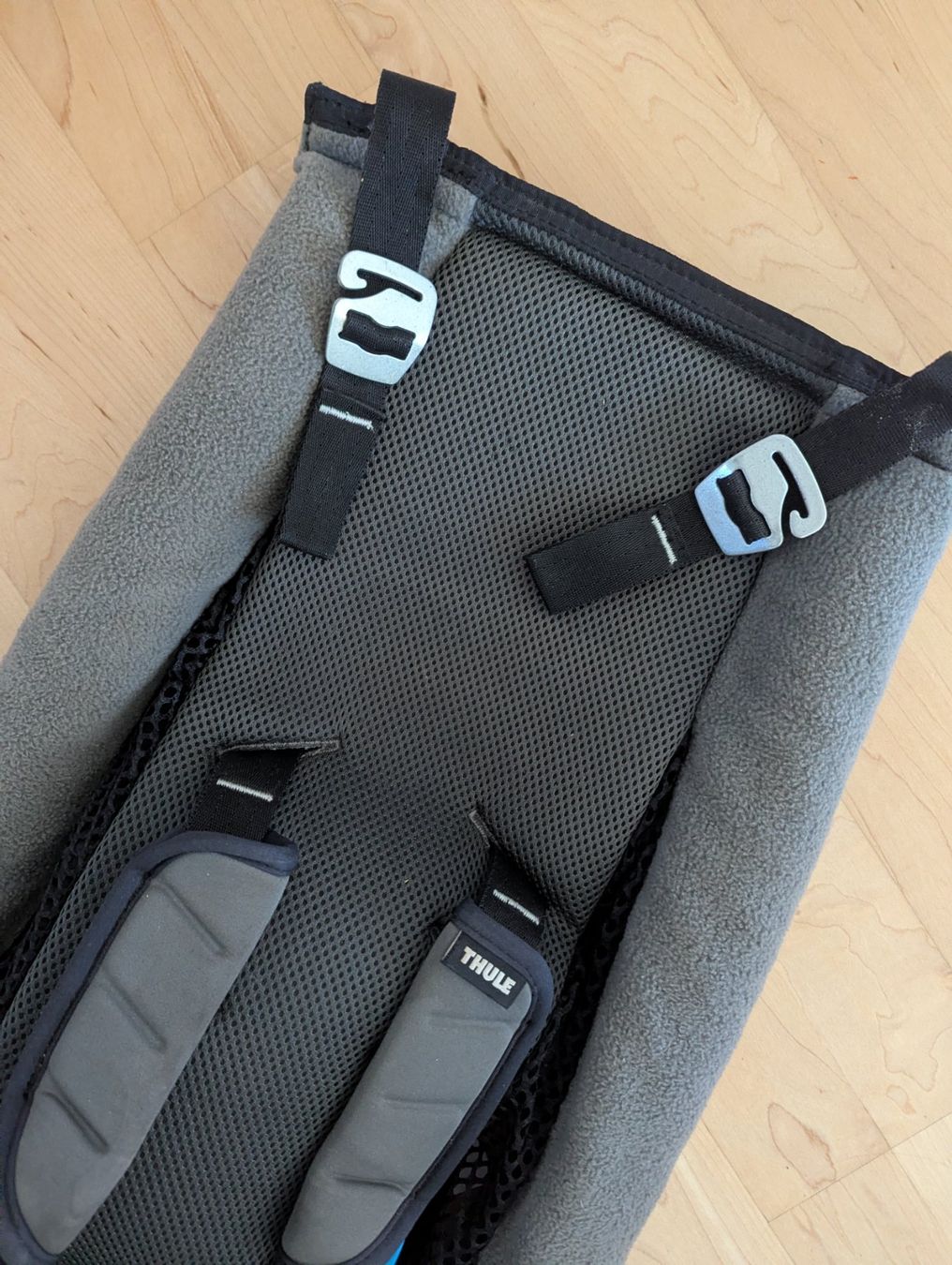 Thule Remorques: Thule Infant Sling Hängematte/Babysitz – D'occasion à Uster par petches 3