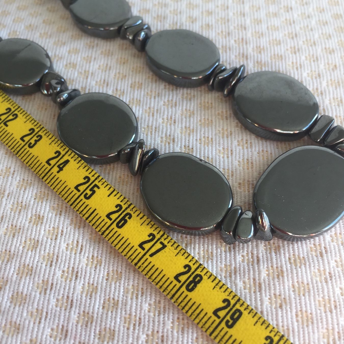 Catenine: Collier en hématite – Usato da Sion venduto da accroshoes 5