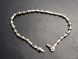 Damenarmband mit Diamanten aus 18 Karat Weissgold Au 750