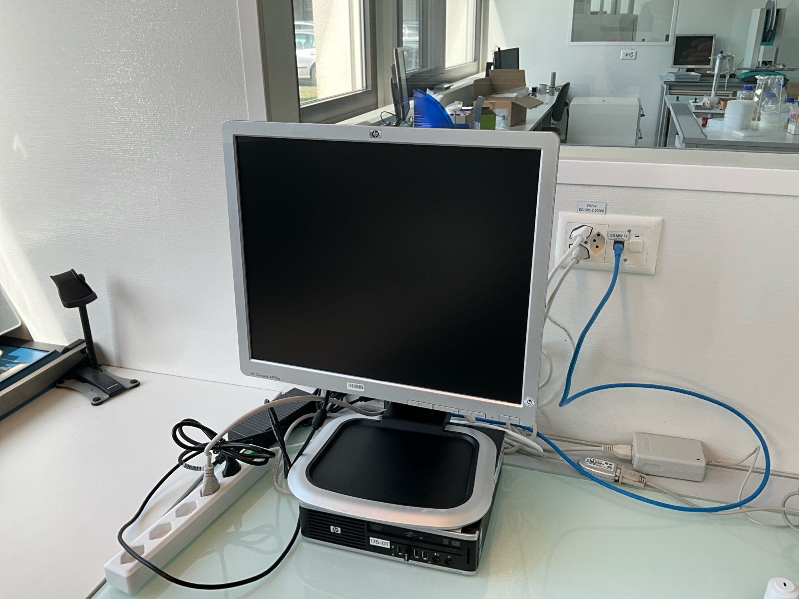 Monitor: 7 Bildschirme – Usato da Zürich venduto da PIPM_Switzerland 3