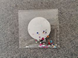 Deko für Nageldesigns