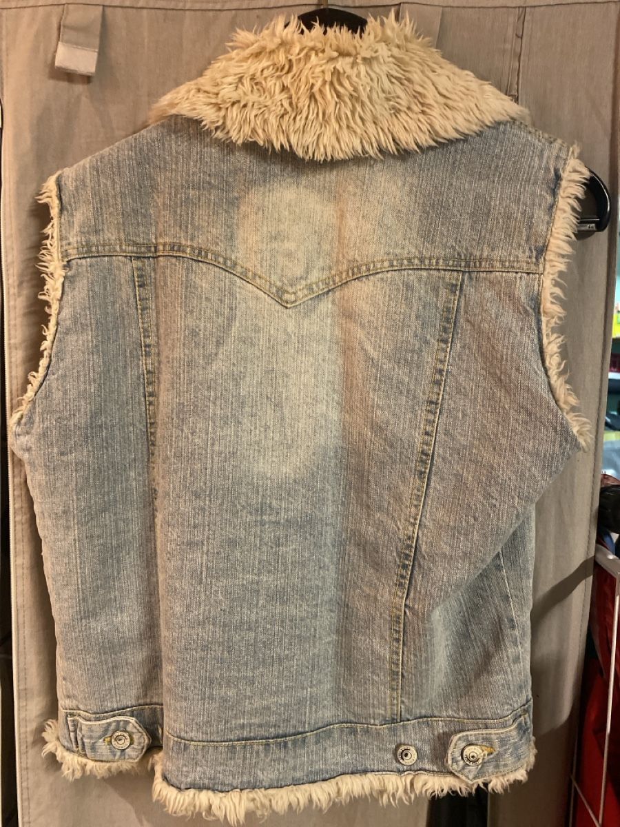 Gilets & Westen: Jeans Weste Fishbone mit Fellfutter Grösse M blau – Gebraucht aus Watt von Willis4 2