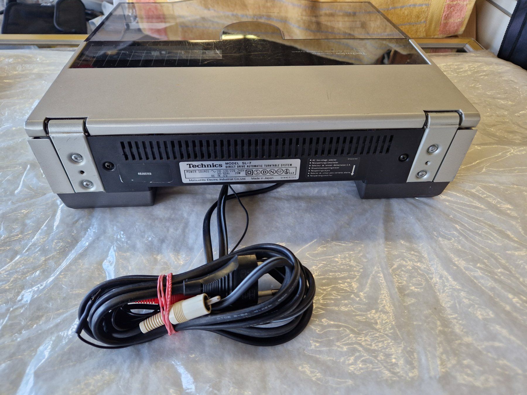 Technics Giradischi: Technics SL-7 Plattenspieler Vollautomatic – Usato da Wädenswil venduto da tome70 5