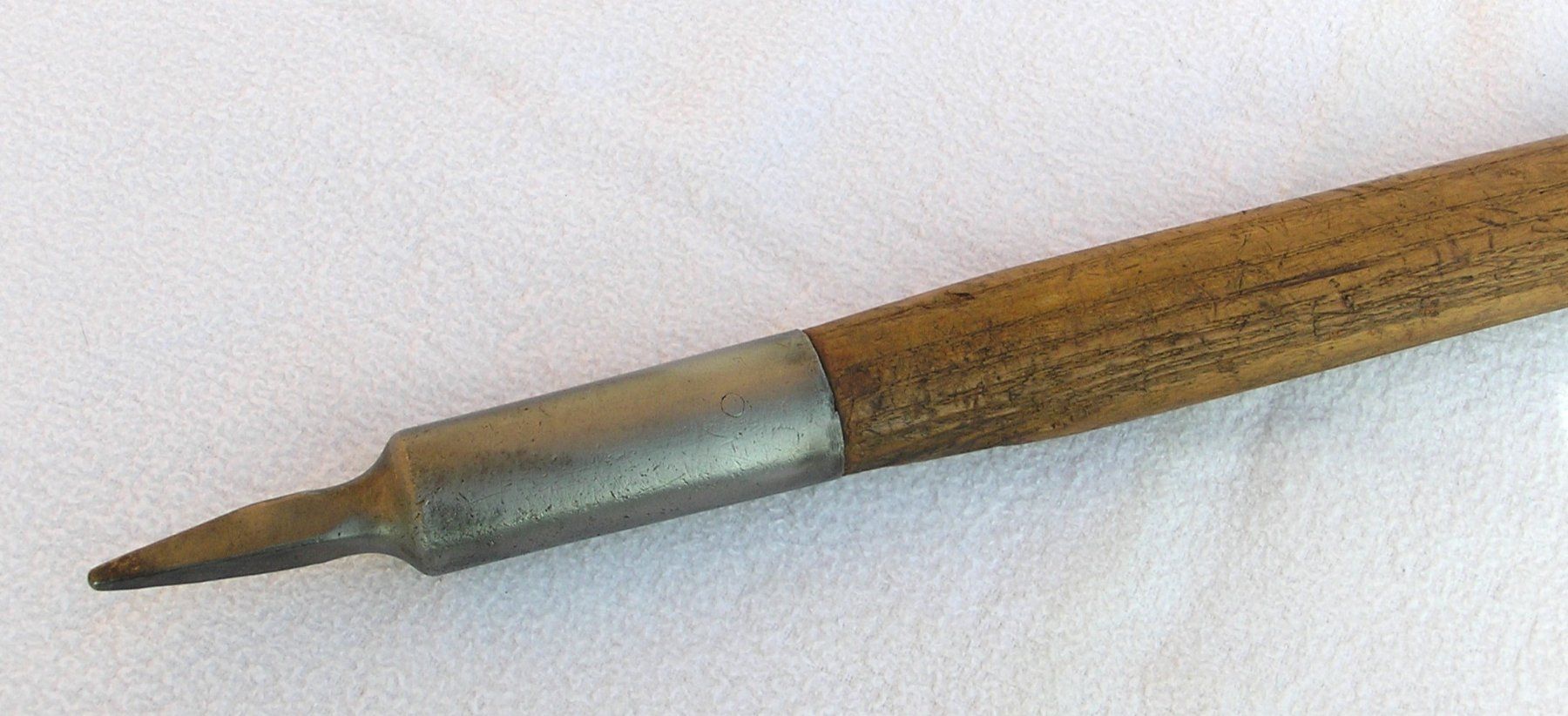 Attrezzatura da arrampicata: ALTER EISPICKEL GLETSCHERPICKEL PIOLET WERKGEN. FULPMES – Usato da Grenchen venduto da Antique-hunter 6