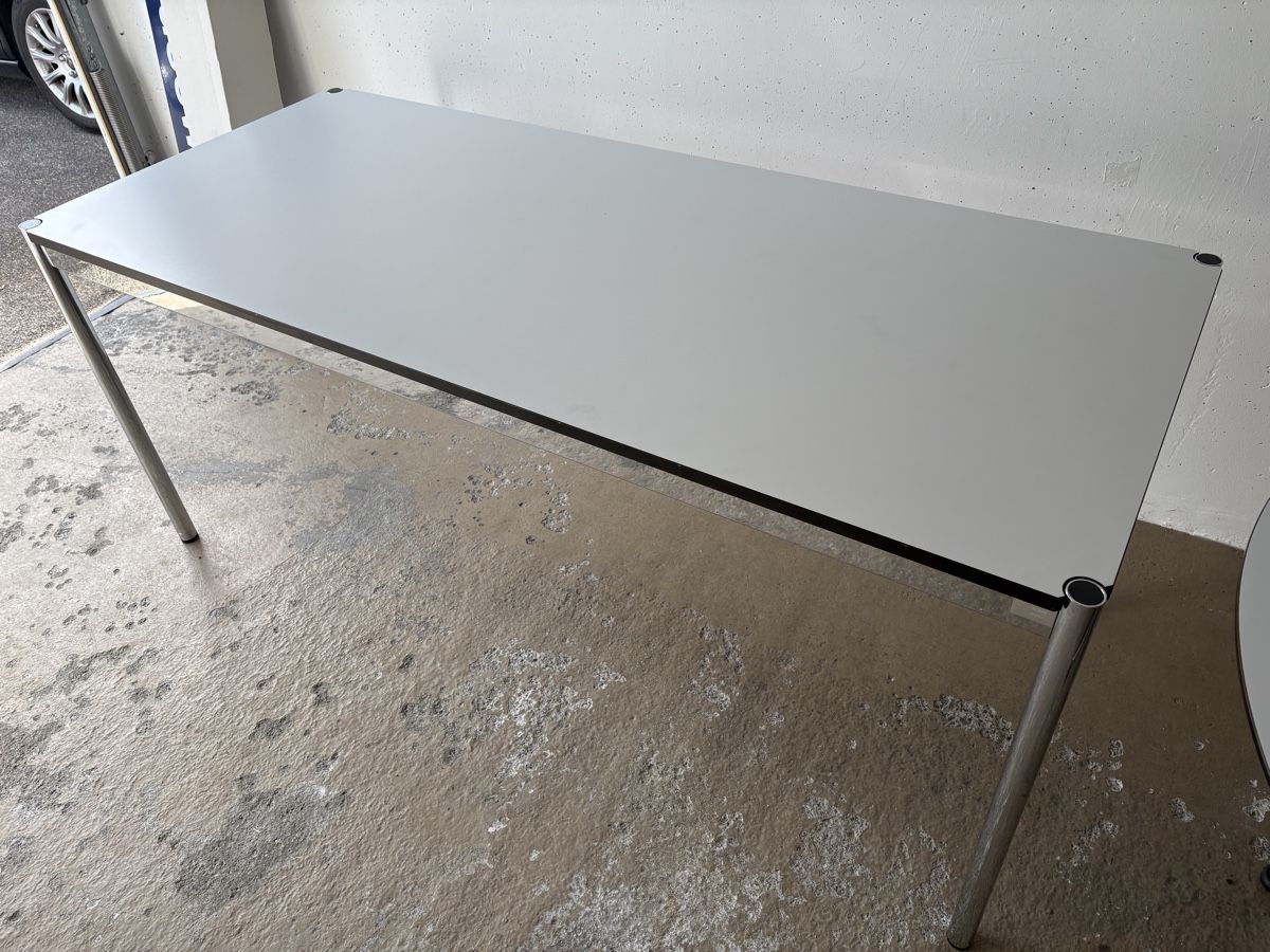USM Schreibtische: USM Tisch 75cm x 175cm – Gebraucht aus Reinach von Kimbonik 1