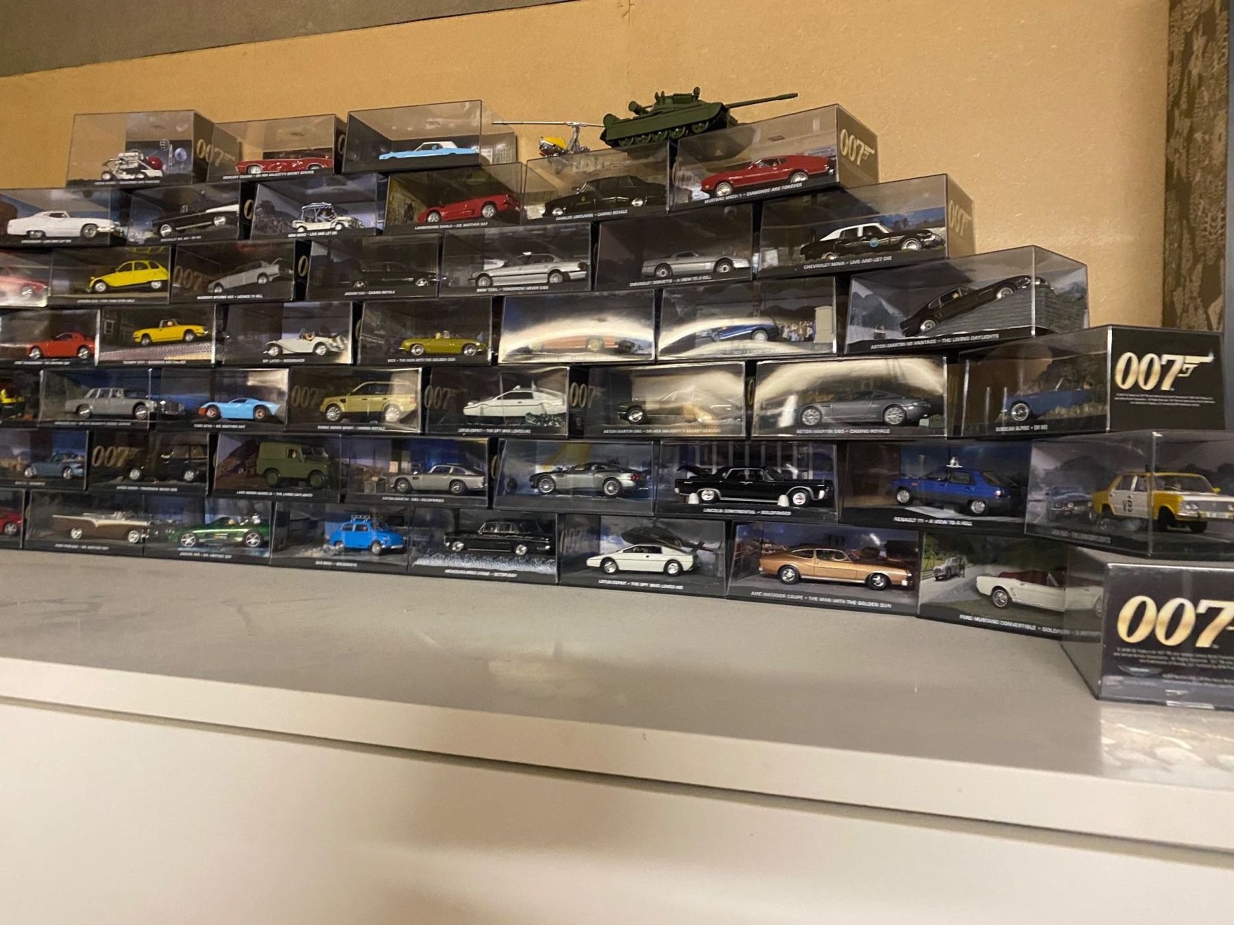 Modellbausätze & Standmodelle: James Bond Fahrzeug Sammlung – Gebraucht aus Schönenwerd von Bryna2002 1