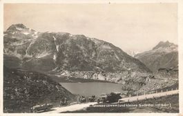 Grimselpass (BE/VS) Totensee (2144 m)und Siedelhorn Oldtimer