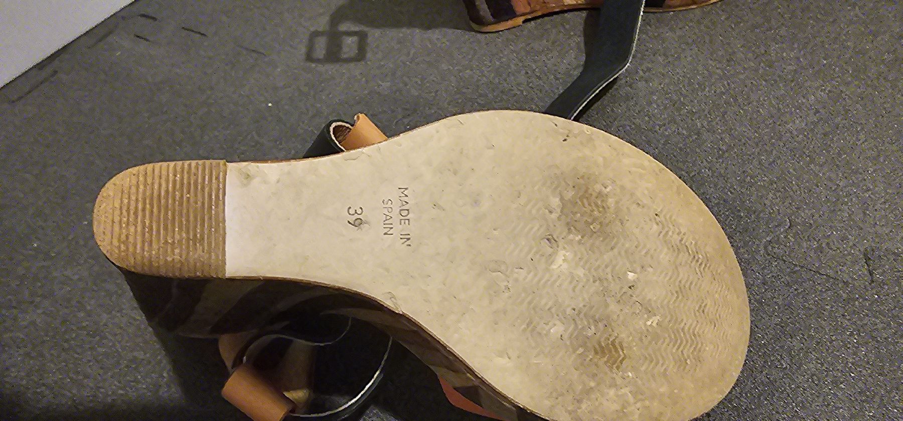 Damenschuhe: Made in Spain Leather Wedge – Gebraucht aus La Tour-de-Peilz von mcp_w7rw 3