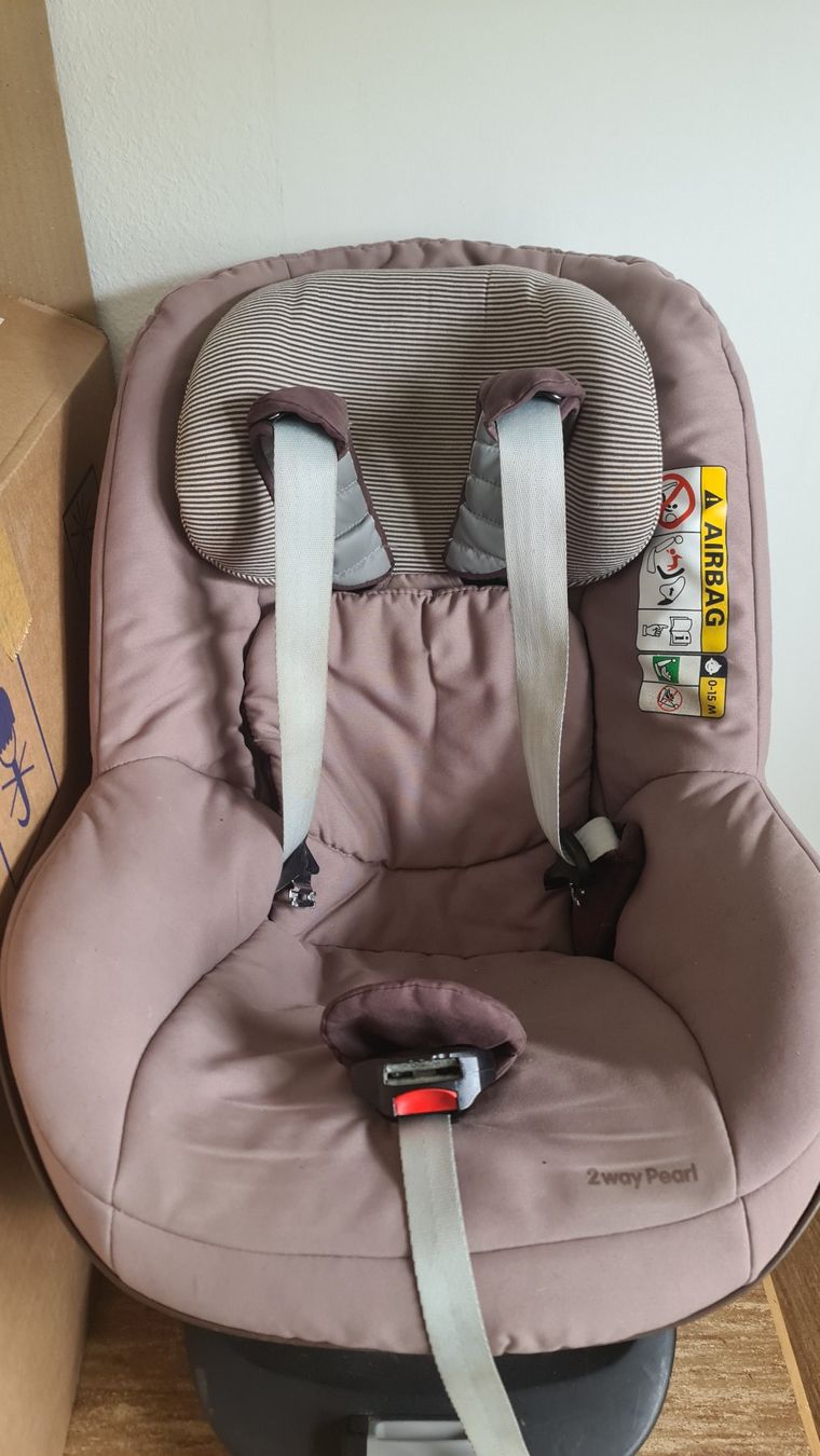 Seggiolini per auto: Maxi Cosi 2way Pearl Sitz plus Fixstation – Usato da Jonen venduto da udatsha