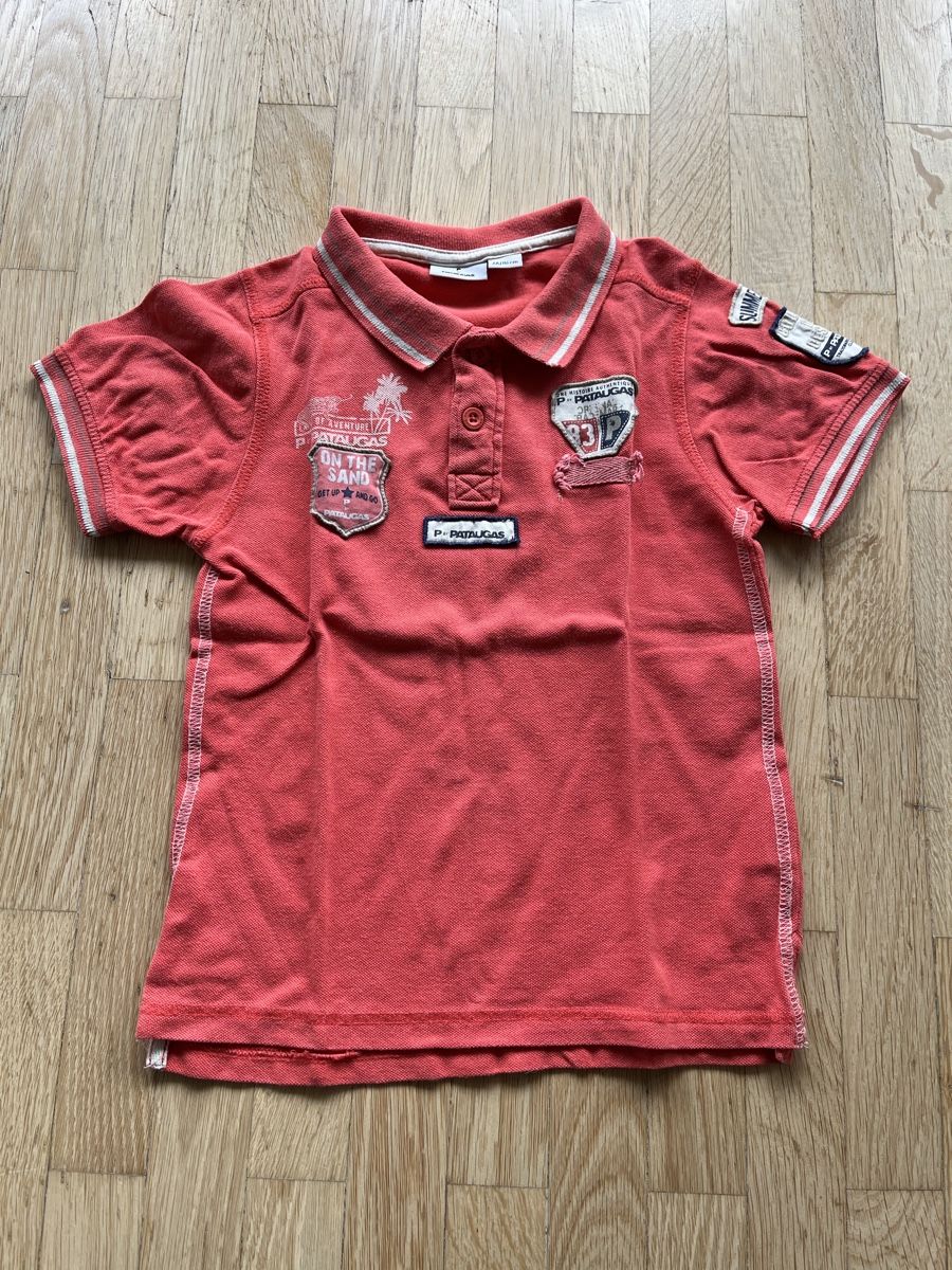 Hemden, T-Shirts & Polos: Polo pataugas rouge corail - taille 116 – Neu und originalverpackt aus Sion von Nelsonkatz