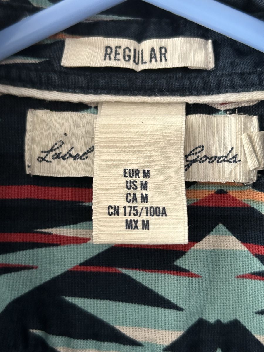 H&M Hemden: H&M Men's Shirt, Size M, Patterned Native American – Gebraucht aus Genève von NipponiaNippon 2