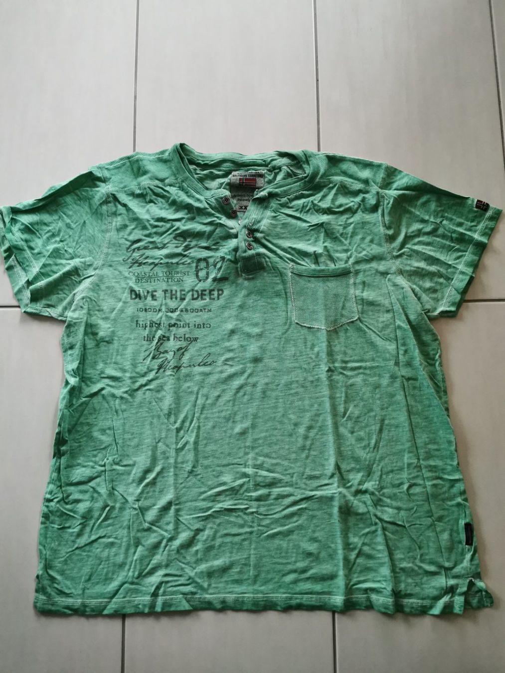 T-shirt: Grünes Shirt, XXL – Nuovo (secondo la descrizione) da Malters venduto da Wahni81
