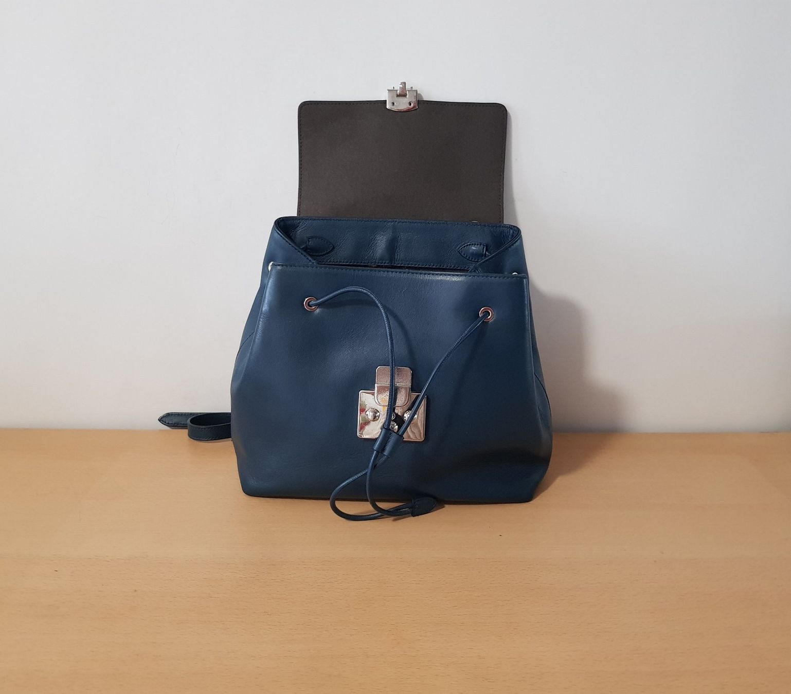 Furla Rucksäcke: Furla Leder Rucksack in Petrol – Gebraucht aus Basel von Birs868 8