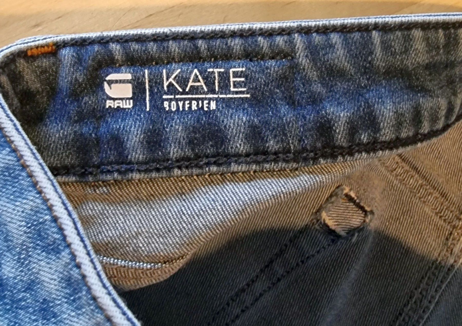 G-Star Jeans: G-Star Raw Jeans, Kate Boyfriend, Grösse 40/34, NP CHF 149.- – Usato da Luzern venduto da Frizzz 4