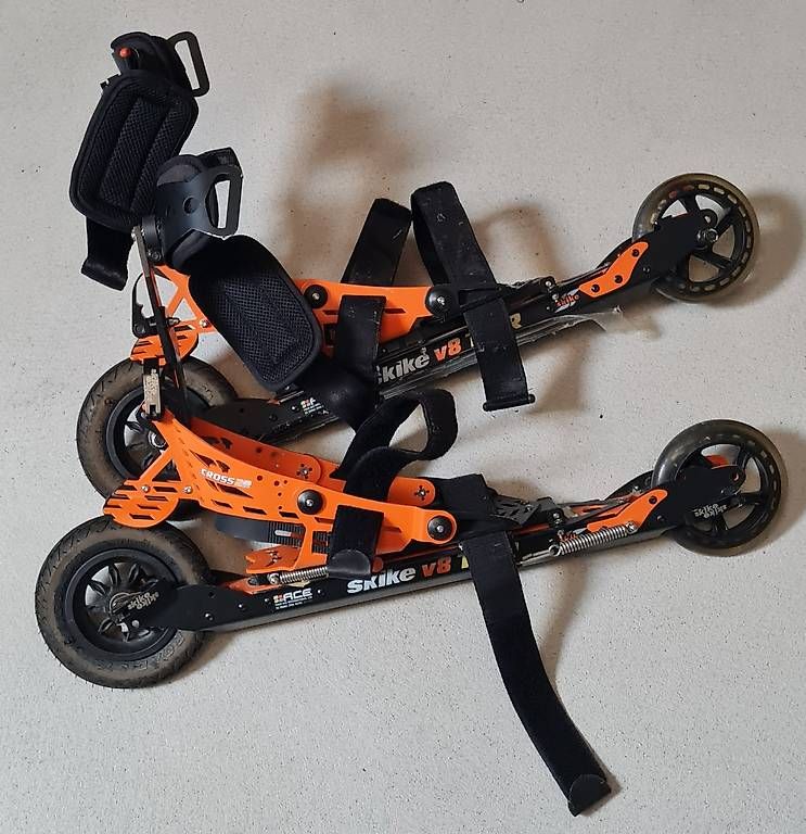 Skis: Skike V8 Nordic Cross Skates / Rollski – Gebraucht aus Dübendorf von powerblume