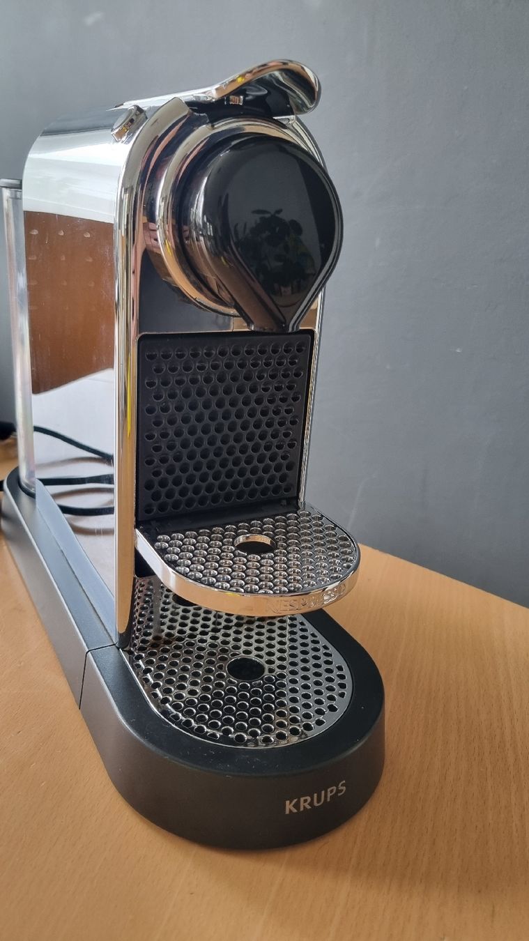 Krups Machines à café & Machines à expresso: Machine à café Nespresso Krups – Défectueux à Bulle par Niko1630 1