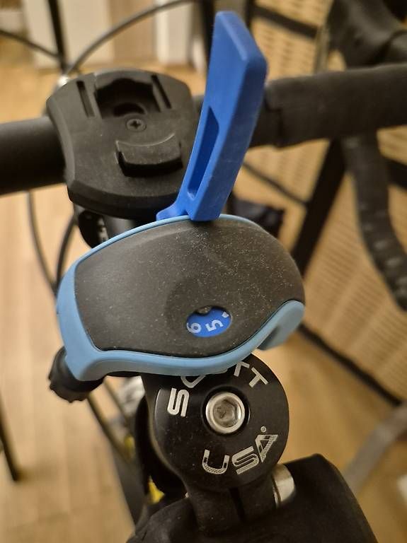 Hometrainer: Tacx Rollentrainer inkl. Laptop / Tablet Tisch – Usato da Wädenswil venduto da YannicG 2