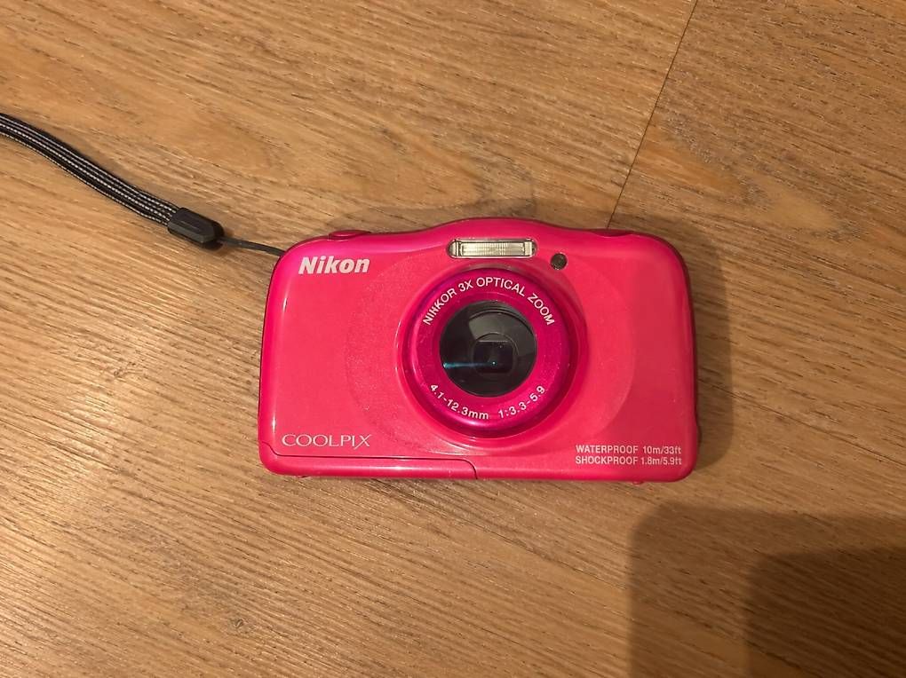 Fotocamera: Nikon Coolpix W100 Digitalkamera Pink   – Usato da Staufen venduto da 22s_hyb7 2
