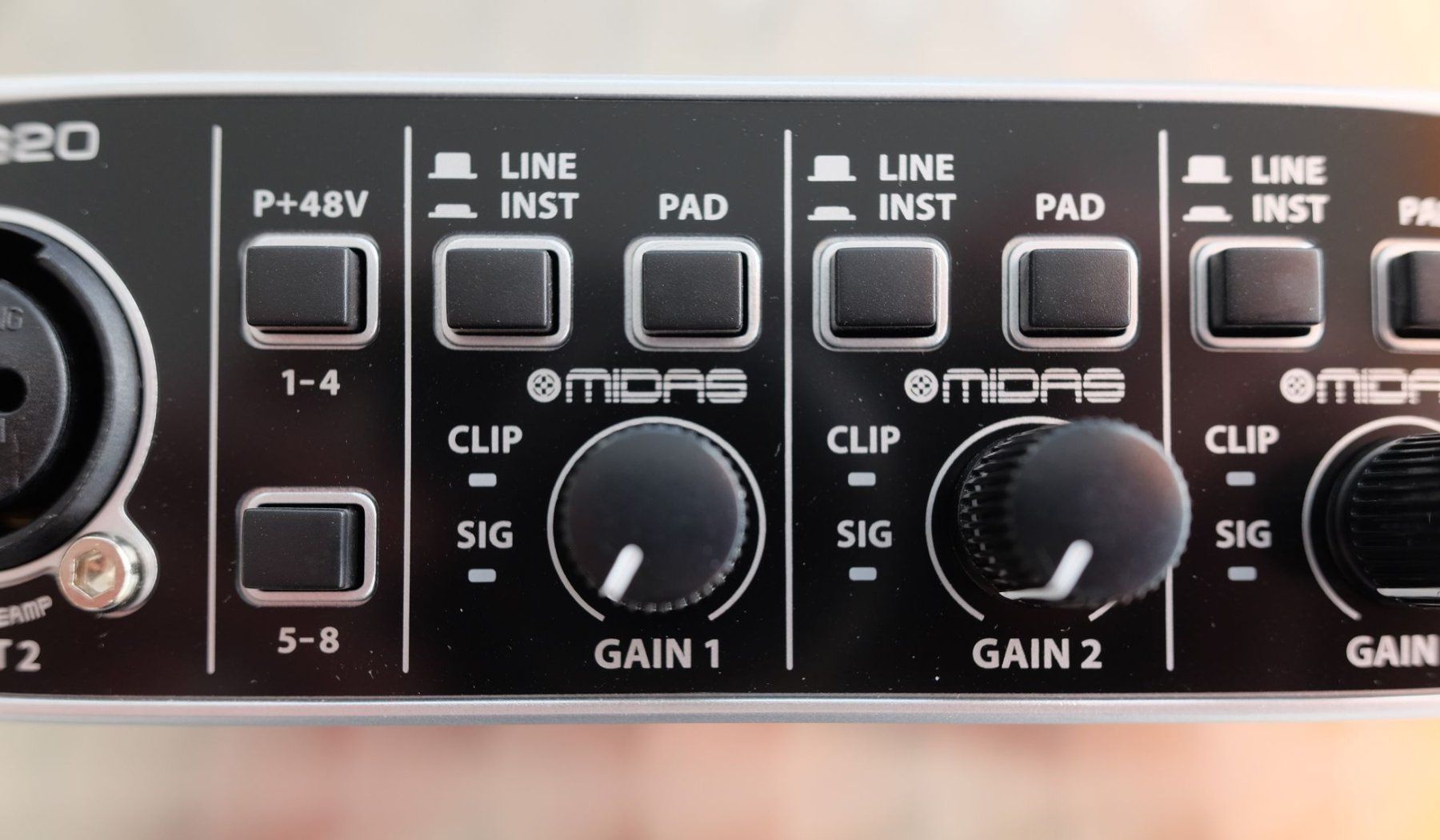 Behringer Equipement studio: Behringer U-PHORIA1820 USB-Audiointerface – D'occasion à Basel par PondstreetStudios 3