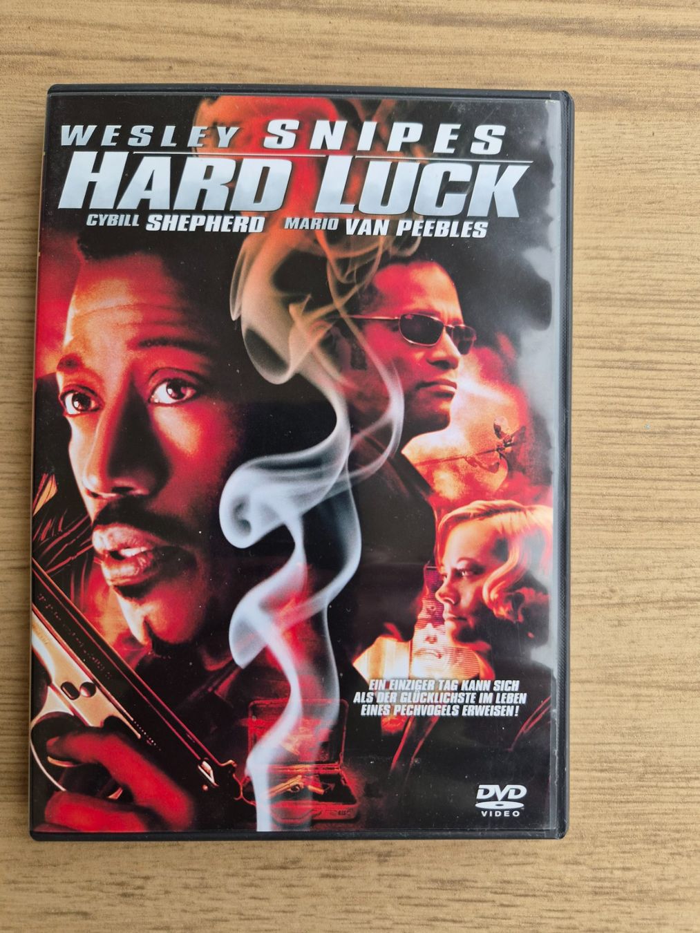 Tutti i DVDs: DVD "Hard Luck" – Usato da Diegten venduto da herala