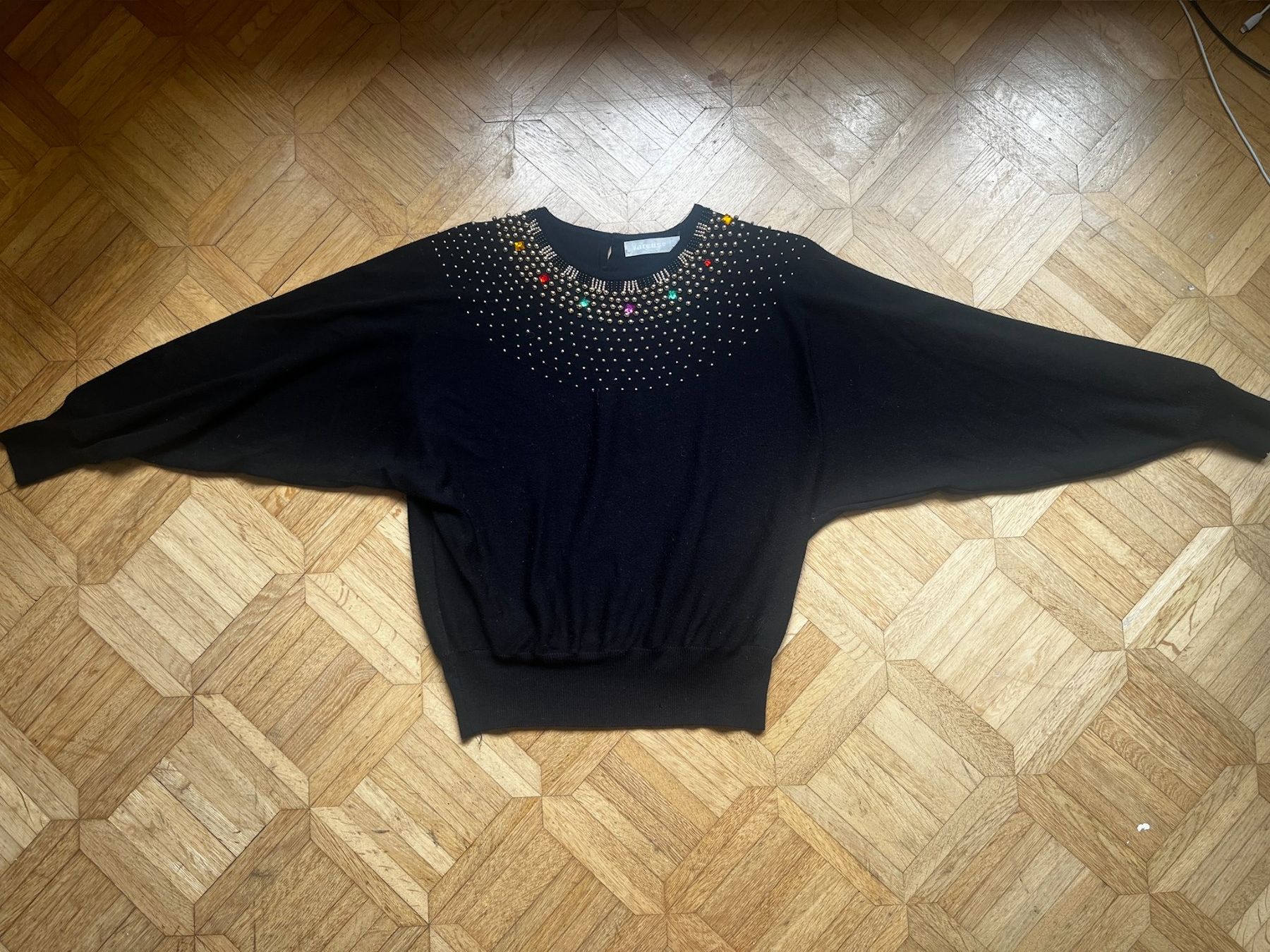 Maglioni & Felpe: Vintage Pullover mit Perlenkragen Gr.S/M – Usato da Zürich venduto da Vreni007