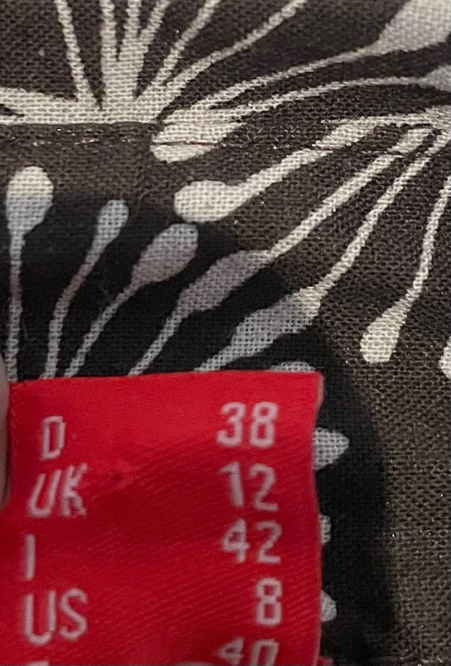 Esprit Camicette: Esprit, tolle Bluse mit raffiniertem Muster, Grösse 38 – Usato da Niederweningen venduto da baghirac 4