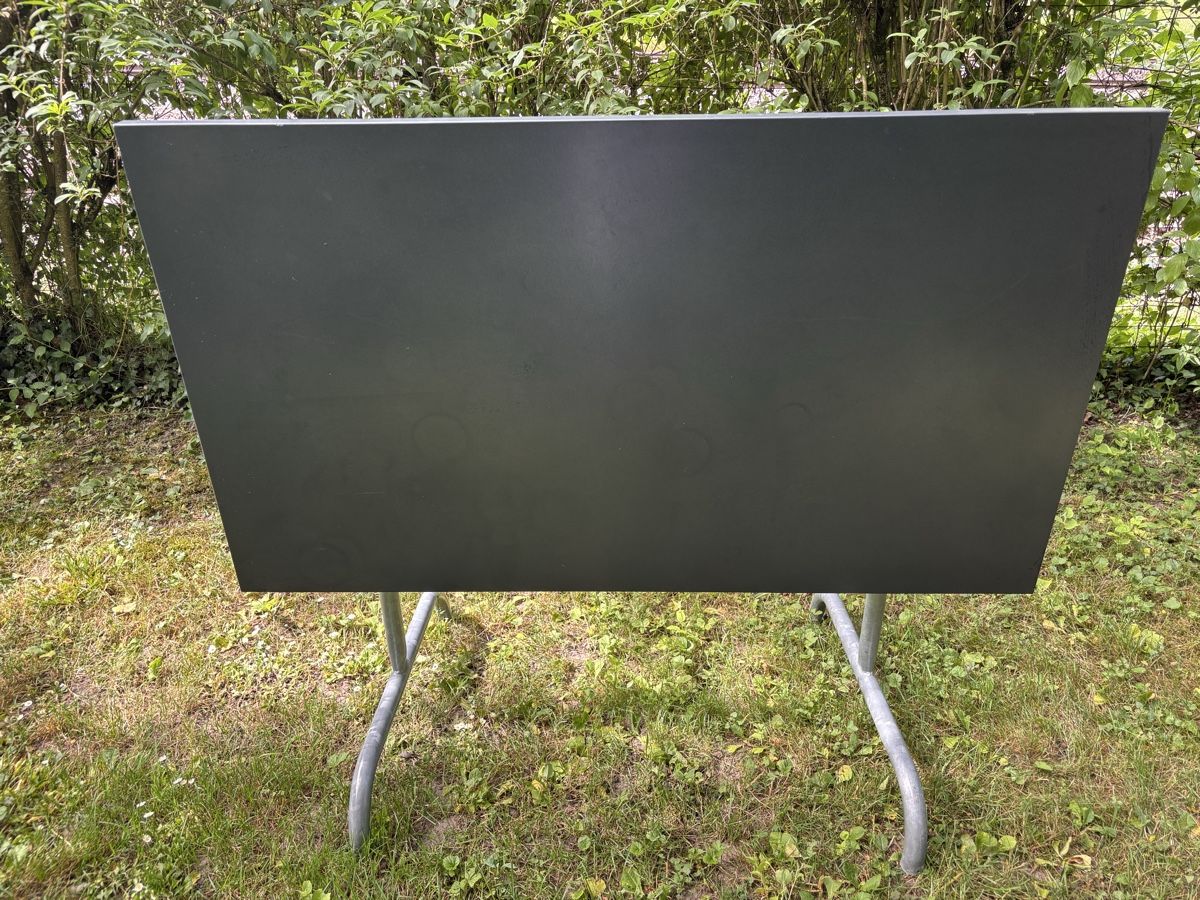 Tables: Schaffner Gartentisch,grau – D'occasion à Sitterdorf par Orvell 2