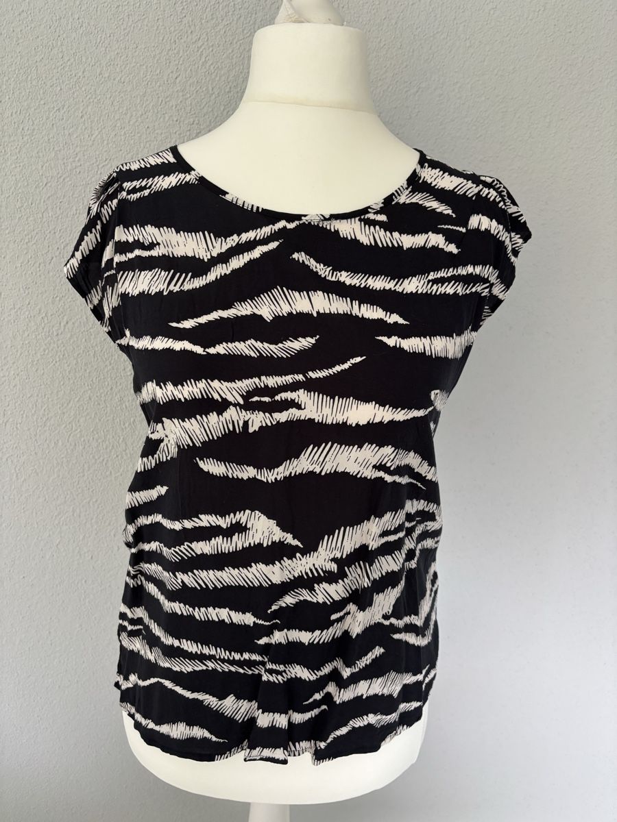 Opus Camicette: Opus Bluse, Gr. 40, Schwarz/Weiss gemustert – Usato da Rothenburg venduto da Momo1302