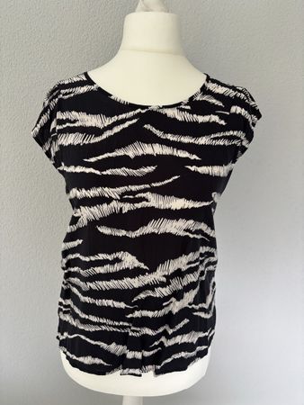 Opus Bluse, Gr. 40, Schwarz/Weiss gemustert