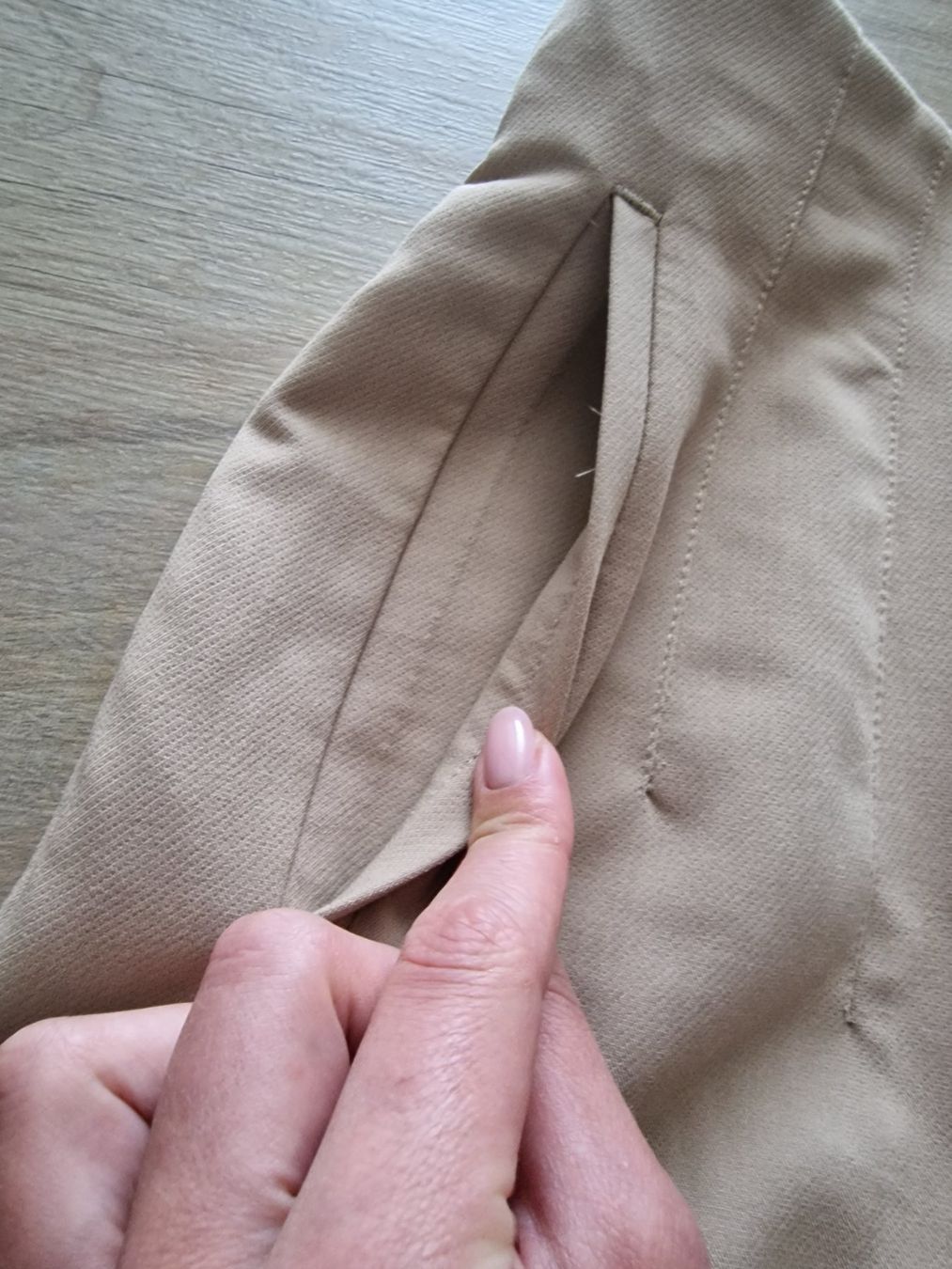 Zara Pantaloni: Zara Hose – Nuovo (secondo la descrizione) da Altishausen venduto da ter_58nj 2