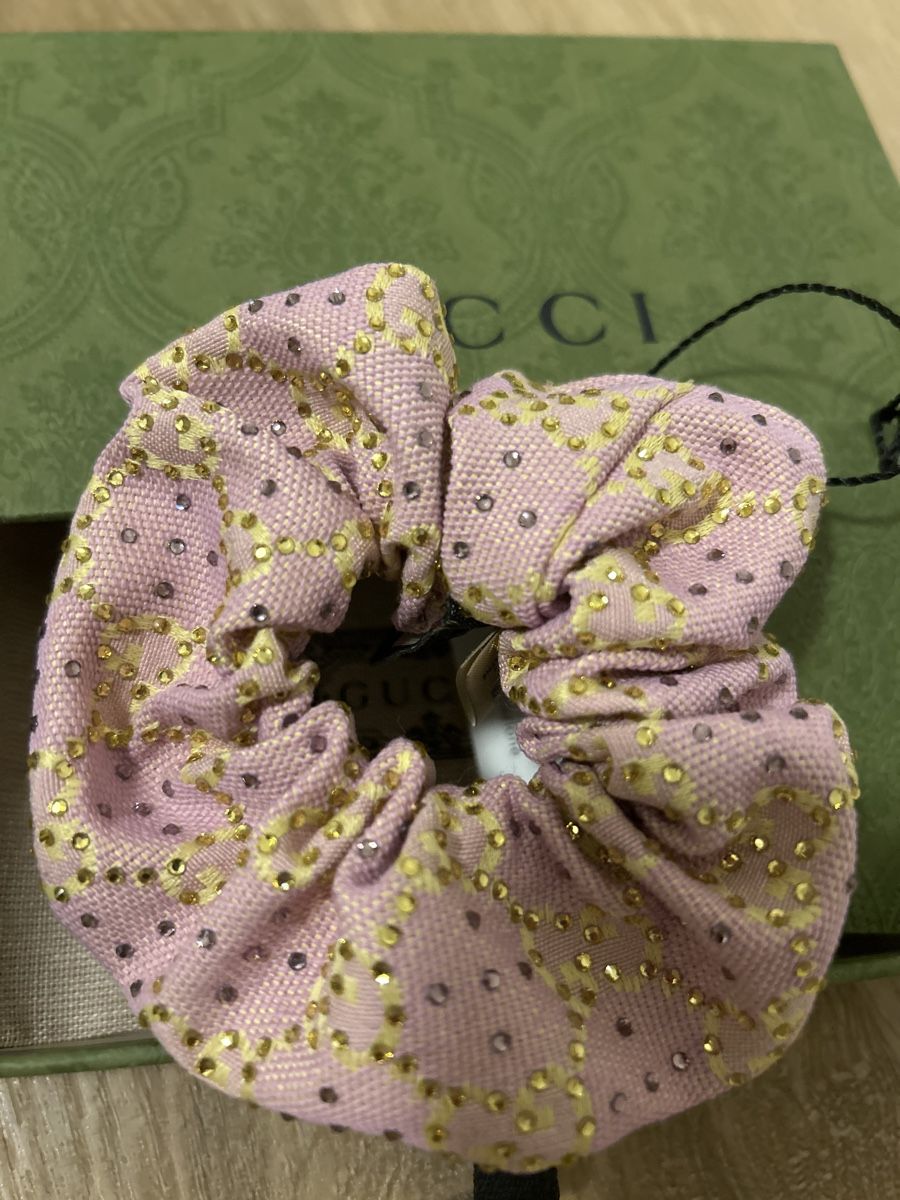Gucci Accessori per capelli: Gucci original Scrunchie Pink with Crystals – Nuovo e nell'imballaggio originale da Zürich venduto da sel_tvq7 2